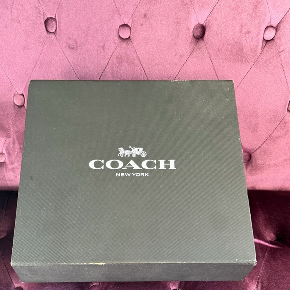 Limited Edition NWT Coach x Selena Gomez Trail Bag - Picture 13 of 16